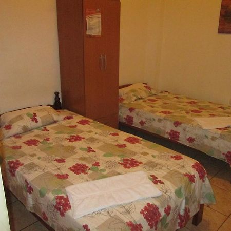 Hotel Residencia Casa Linda Iquitos Exteriér fotografie